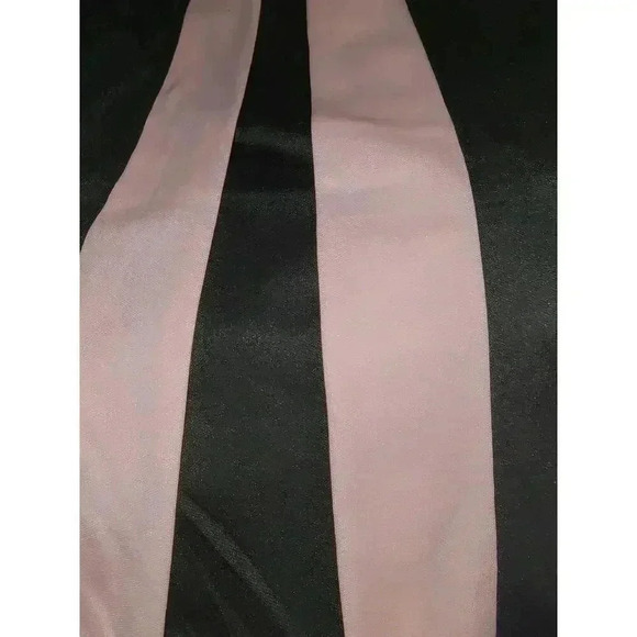 Boxer Girl - Picture 8 of 8